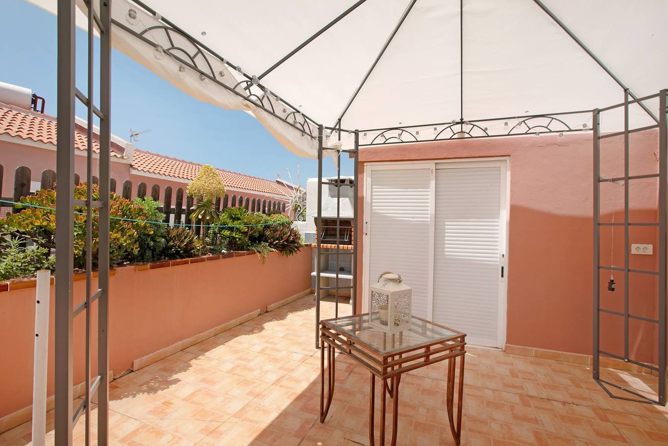 Villa 'Lomada' con terraza privada, balcón y Wi-Fi in Castro (Spain), Granadilla de Abona