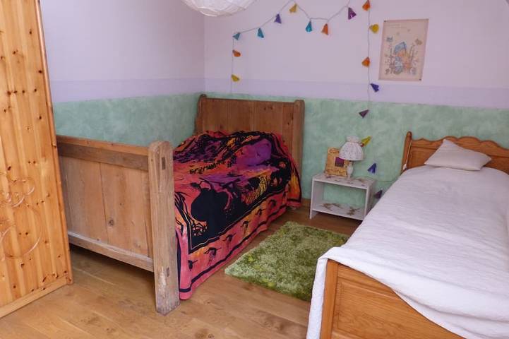 Location de vacances pour 9 personnes, avec jardin, animaux acceptés à Égliseneuve-d'Entraigues - 3