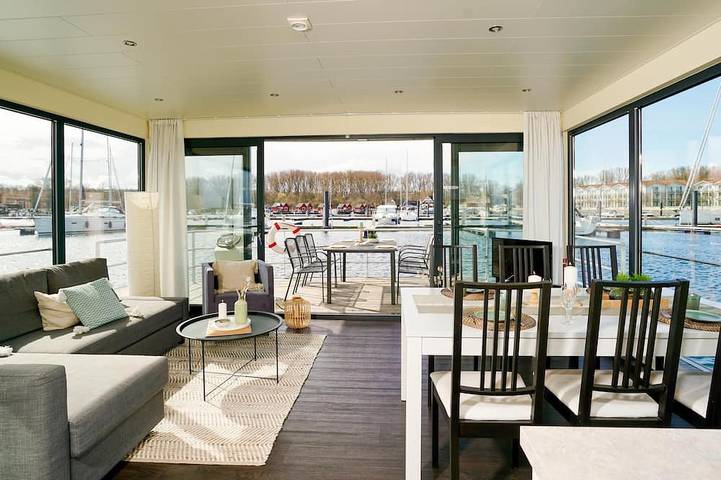 Ferienhaus für 4 Personen, mit Balkon in der Mecklenburger Bucht