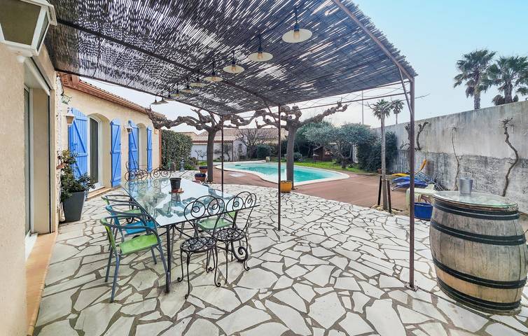 Location de vacances pour 6 personnes, avec terrasse ainsi que piscine et jardin à Caux - 2