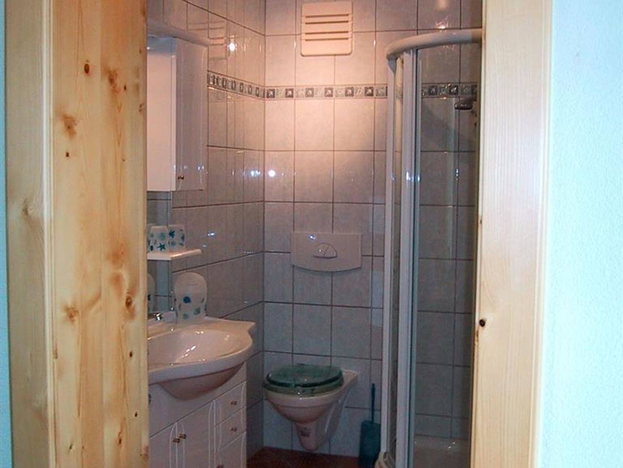 Deutlhauserhof - Zimmer 3 - Doppelzimmer, Dusche,Wc mit Schlafcouch in Ramsau am Dachstein, Schladming-Dachstein