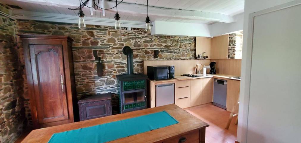 Location de vacances pour 3 personnes, avec jardin et vue à Saint-Martin-sur-Oust - 2