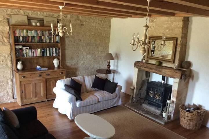 Gîte pour 5 personnes, avec jardin et piscine à Landrais - 2