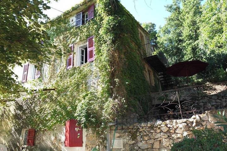 Gîte pour 5 personnes, avec jardin à Feliceto