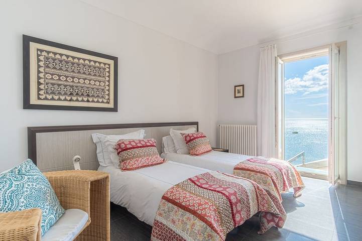 Appartamento intero, Appartamento di lusso in costruzione antica con vista mare mozzafiato a Ortigia in Spiaggetta di Cala Rossa, Siracusa