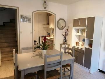 Gîte pour 4 personnes, avec balcon à Florensac