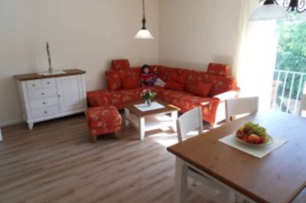 Ganze Wohnung, Ferienwohnung Seerose (Haus Über´m See) in Caputh, Schwielowsee