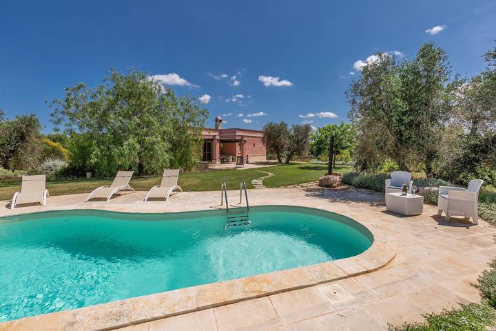 Villa per 7 persone, con piscina a Manduria