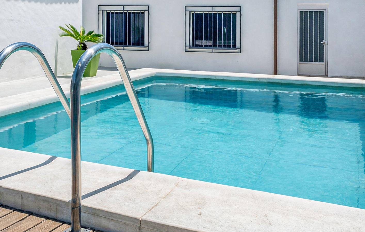 Acogedor apartamento con wifi, aire acondicionado, piscina y aparcamiento. in Abarán, Interior de Murcia