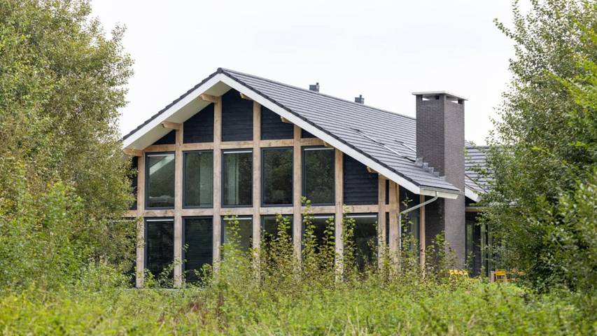 Ferienhaus für 25 Personen, mit Garten und Pool sowie Sauna