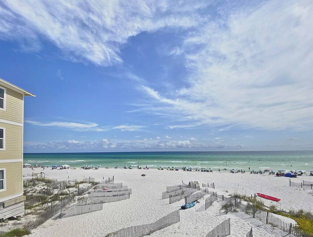 Ganze Wohnung, Quaint Gulf Front Condo | Leeward Ii Unit 5 | Seagrove Beach | Private Beach! in Emerald Coast