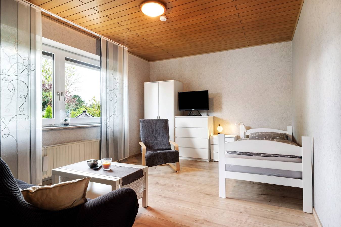 Ferienhaus 'Monteurwohnung' mit privater Terrasse und Wlan in Schwanewede, Bremerhaven Cuxhaven