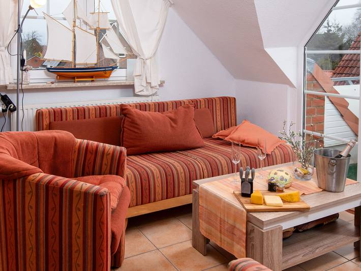 Ferienwohnung für 4 Personen, mit Balkon und Garten in Norden