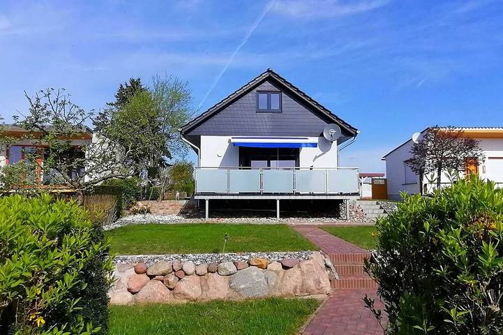 Ferienwohnung für 3 Personen, mit Garten - 1