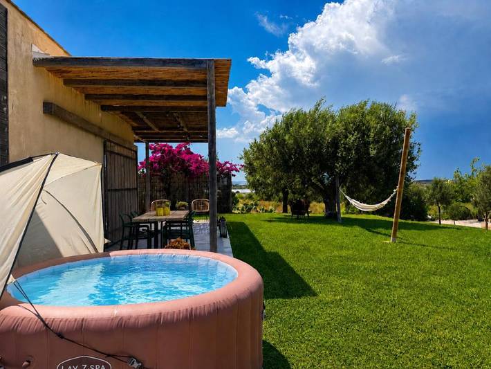 Gîte pour 4 personnes, avec piscine ainsi que vue et jardin en Sicile - 3