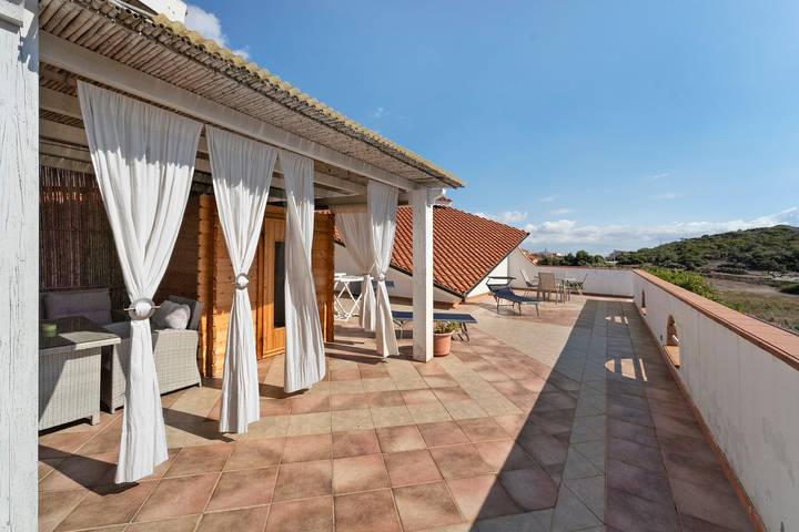 Hel lägenhet, Villa Nuragica – Apartment with Outdoor Kitchen and Terrace with View in Nuraxi Figus, Gonnesa