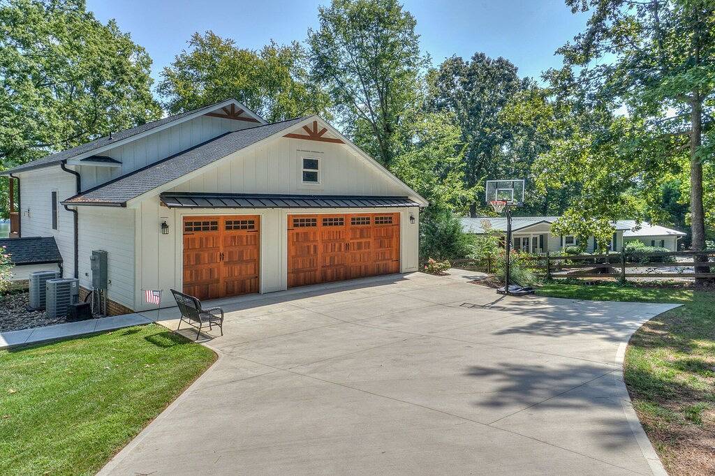 Ganze Wohnung, Lake Norman - Tranquility Cove - Beautiful Lakefront Apartment in Lake Norman