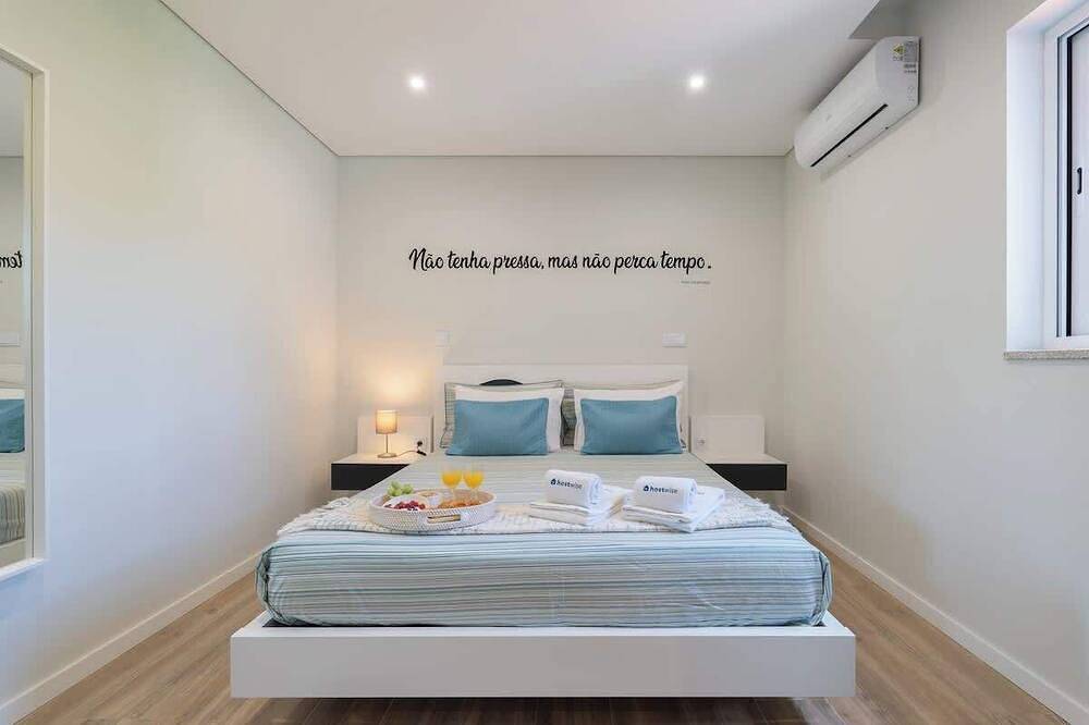 10Br Douro Villa with Pool in Santa Marinha do Zêzere, Douro-Tal