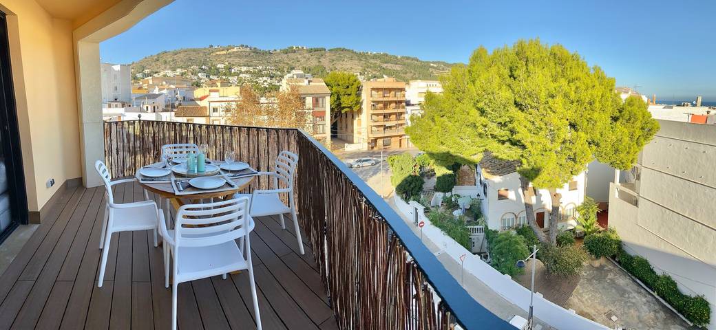 Vakantieappartement voor 6 personen, with uitzicht op zee and balkon/terras as well as uitzicht in Jávea