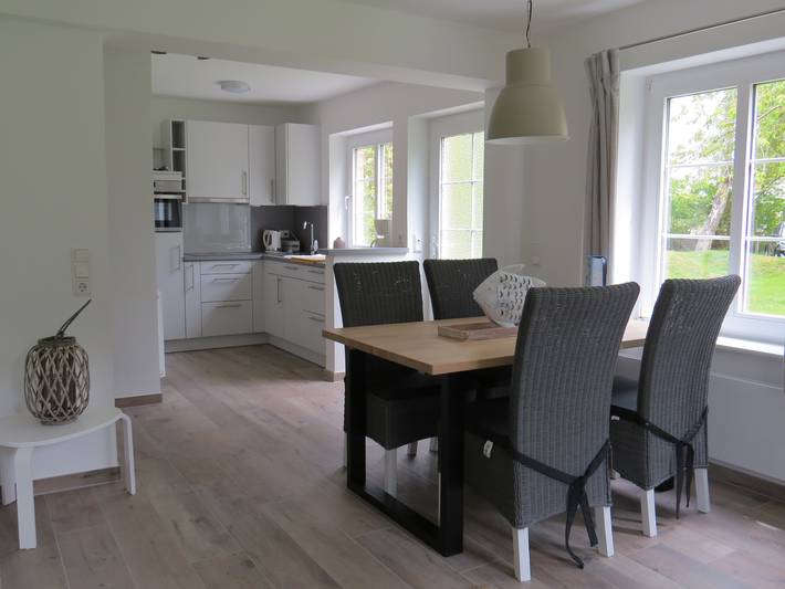 Ferienwohnung für 2 Personen, mit Terrasse und Garten in Nebel - 4