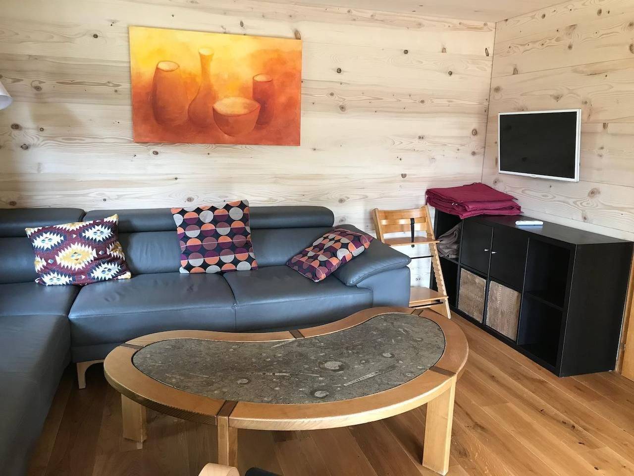 Entire apartment, Chalet Männertreu Og in Bellwald, Goms