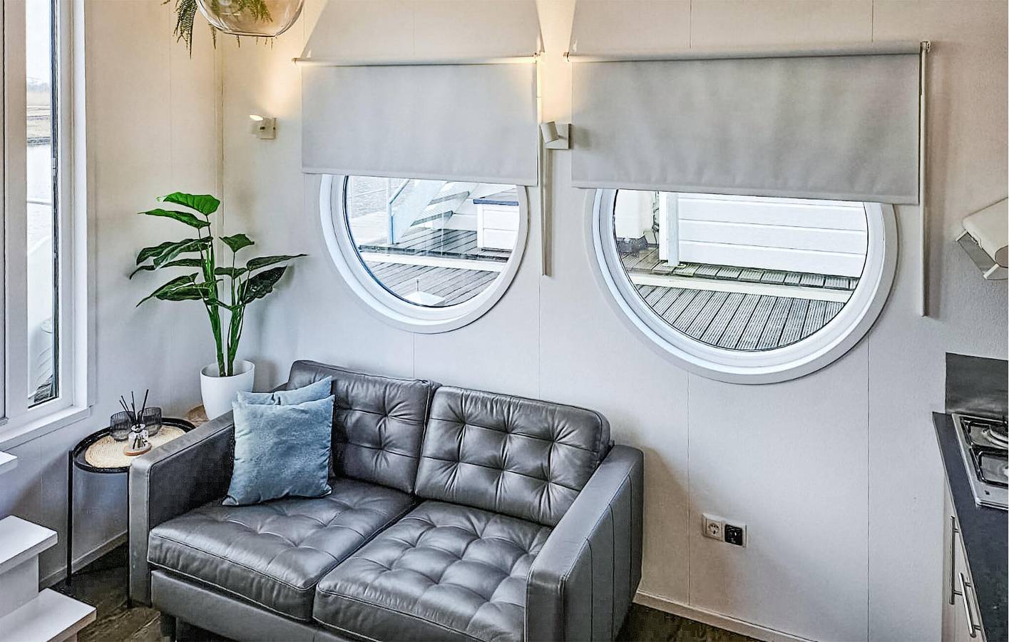 Péniche pour 4 personnes avec vue in Leimuiden, Groene Hart