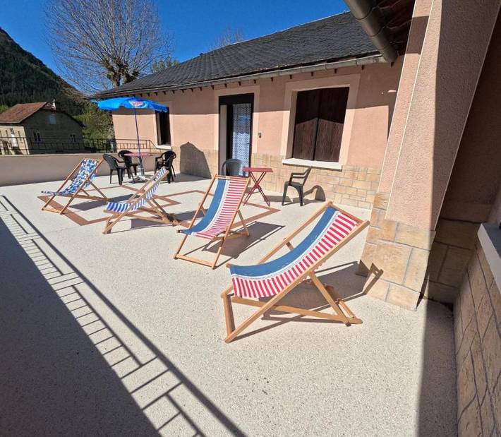 Studio pour 2 personnes, avec terrasse dans Lozère - 2