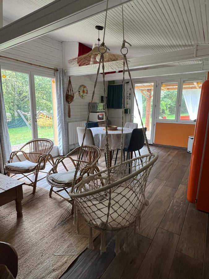 Chalet atypique, Ile chambod in Hautecourt-Romanèche, Jura Francais
