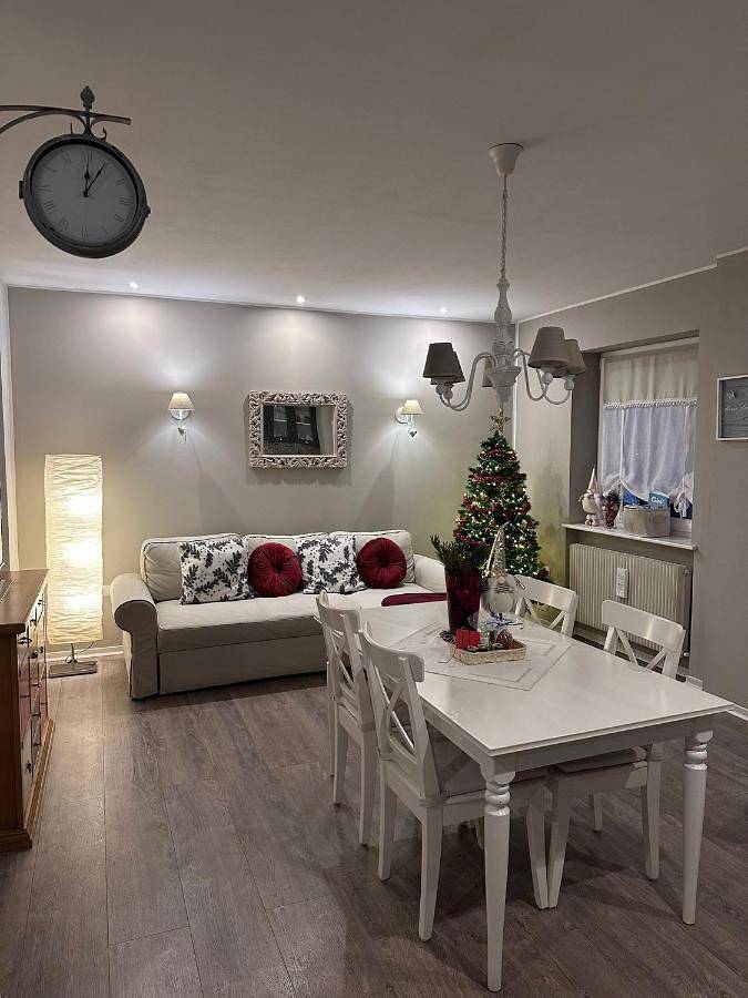 Gîte pour 4 personnes, avec vue et terrasse à Paluzza