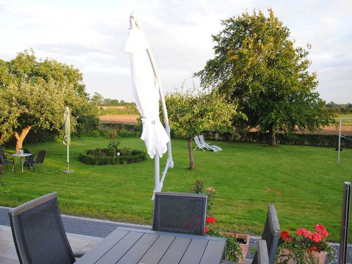 Ferienwohnung für 2 Personen, mit Terrasse und Garten sowie Ausblick in Wackerballig - 2