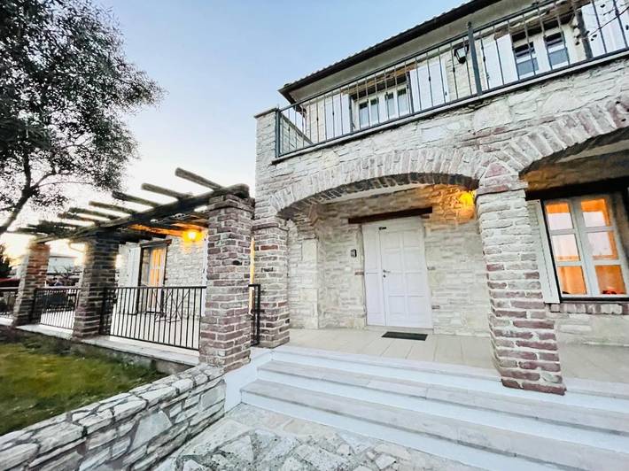 Villa pour 6 personnes, avec terrasse ainsi que piscine et jardin à Barat - 3