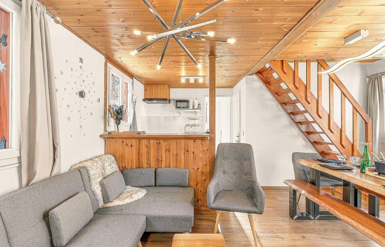 Three-Bedroom Chalet in Seyne-les-Alpes, Alpes-de-Haute-Provence
