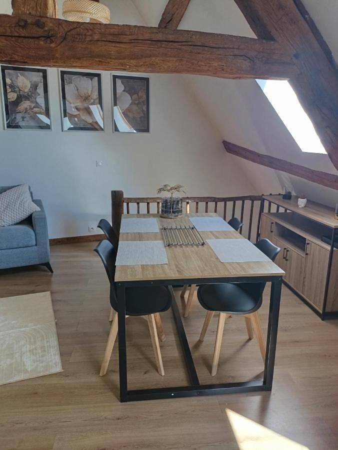 Gîte pour 7 personnes dans Châteauneuf-en-Thymerais