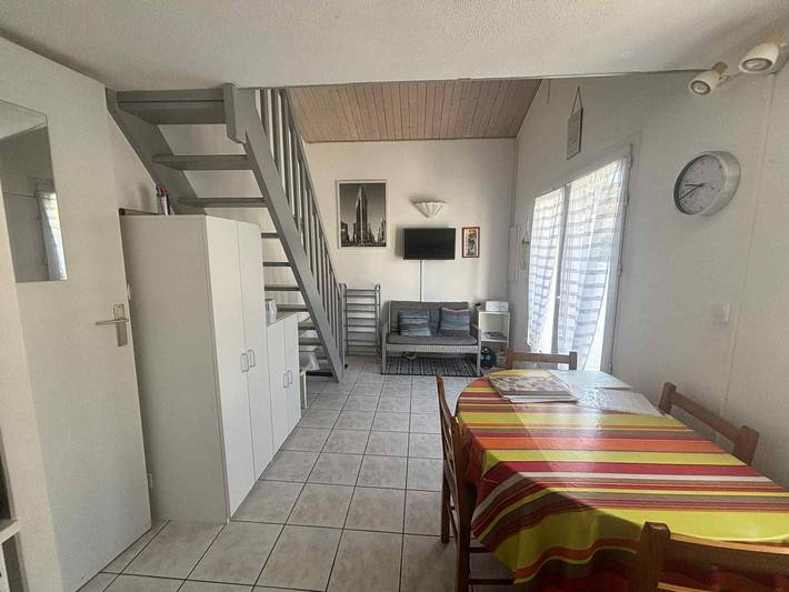 Location de vacances pour 4 personnes, avec terrasse et piscine dans Office De Tourisme De La Tranche Sur Mer - 2