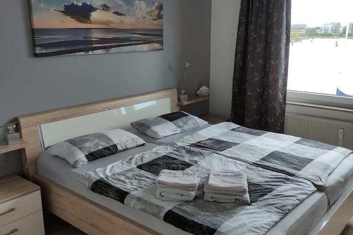 Ganze Wohnung, Schönes Feriendomizil mit Meerblick Südstrand  Nähe Fliegerdeich in Wilhelmshave in Südstrand (gebührenfrei), Wilhelmshaven