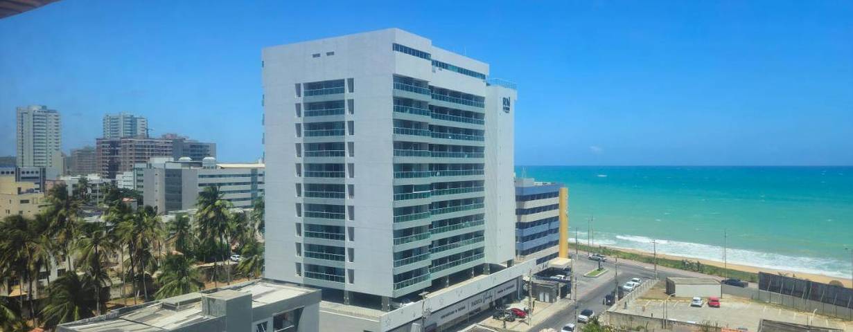 Casas e apartamentos de temporada para 6 pessoas, com vista e piscina e ainda jardim, com animais de estimação em Cruz das Almas