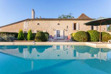 Cottage pour 8 personnes, avec terrasse et jardin à Gardonne