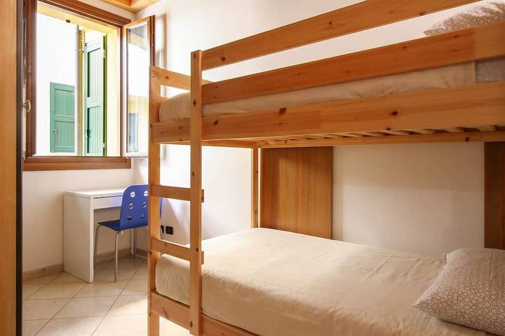 Entire apartment, Homerez - Apartment in Riolunato in Riolunato, Modena Province