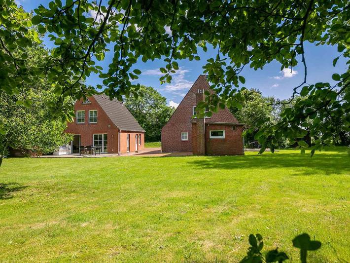 Ferienhaus für 4 Personen, mit Terrasse und Garten in Tümlauer Koog - 2