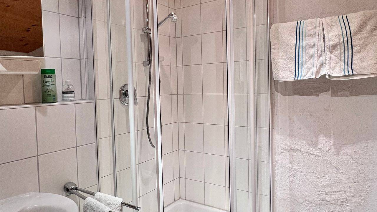 Doppelzimmer für 2 Personen in Grabenstätt in Grabenstätt, Chiemsee