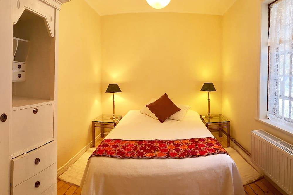 Idylle in Schweden. Schönes Häuschen aus den 1850er Jahren am Meer. in Norrköping, Vikbolandet