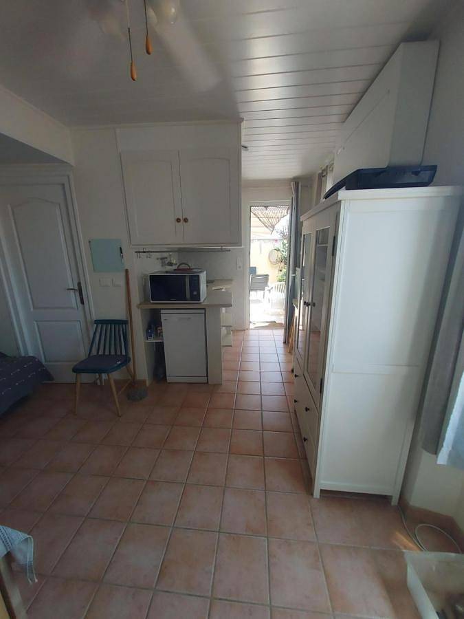 Appartement entier, Two-Bedroom Apartment in Salses-le-Château, Côte d'Améthyste