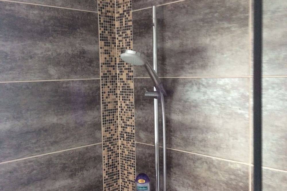 Ganze Wohnung, 4-Sterne-Appartment mit Hotelservice für den Aktiv-Urlaub - Golf, Mountainb. uvm in Bad Bellingen, Südschwarzwald