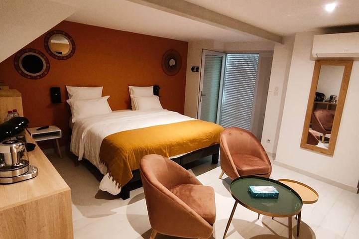 Location de vacances pour 4 personnes, avec jacuzzi dans Saint-Jean-de-Vaux - 3