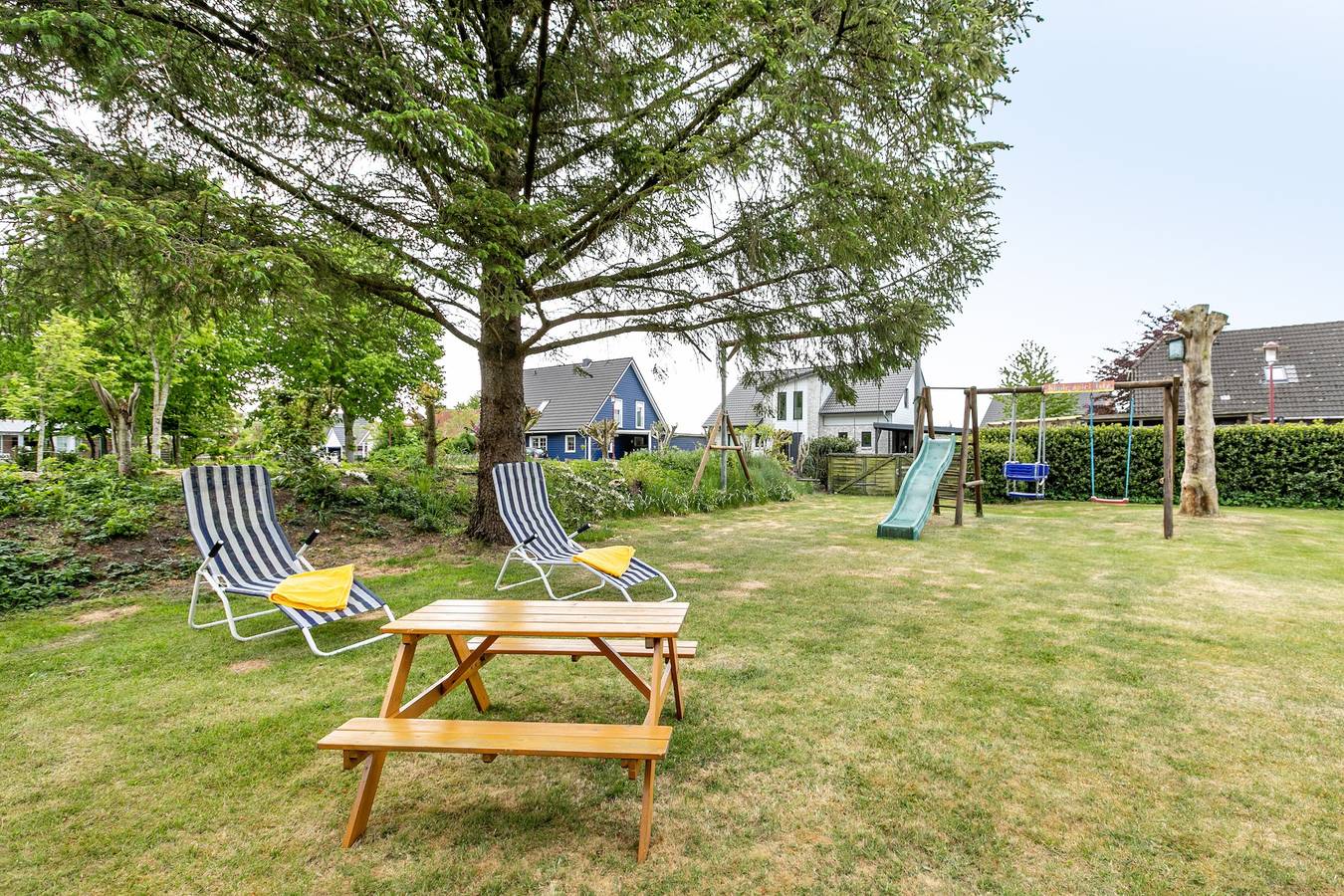 Ganze Wohnung, Ferienwohnung Sven" mit Gemeinschaftsgarten und Wi-Fi in Langenhorn, Grünes Binnenland