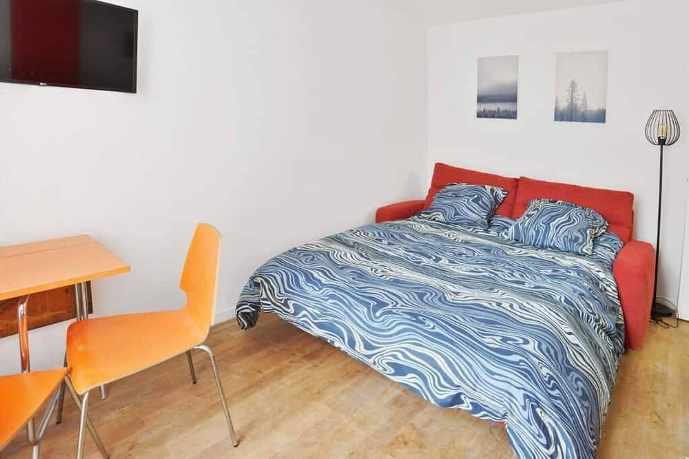 Appartement entier, Studio sur cour au calme au centre ville in Juvisy-sur-Orge, Essonne