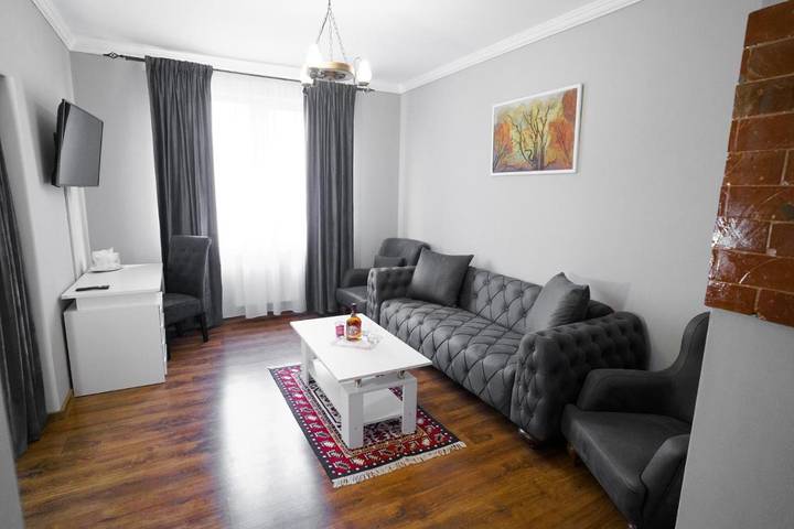 Maison d’hôte pour 2 personnes, avec jacuzzi et sauna ainsi que jardin et balcon dans Mureș - 2