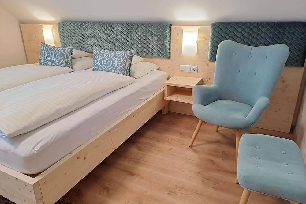 Doppelzimmer - Glatz \"Haus Siegesbrunn\" in Bad Waltersdorf, Steirerland