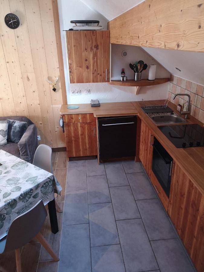 Gîte pour 4 personnes, avec jardin à Villar-d'Arêne - 3