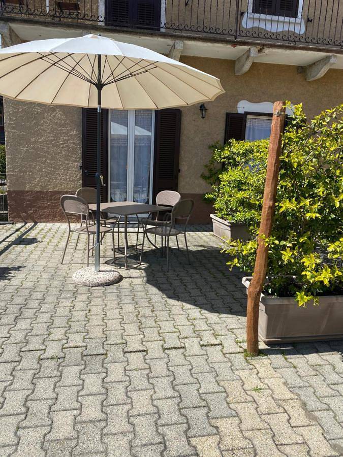 Gîte pour 3 personnes, avec vue sur le lac ainsi que jardin et vue, animaux acceptés dans Pettenasco - 4